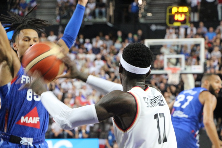 UNE BONNE MAIS VRAIE PIQÛRE DE&nbsp;RAPPEL