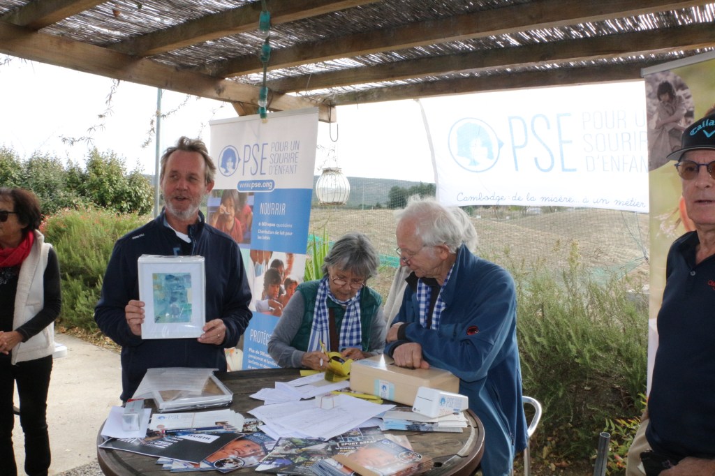 L’ASSOCIATION POUR UN SOURIRE D’ENFANT A RÉUSSI UN SUPERBE PAR AU GOLF DE LA GARDIOLE